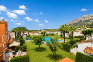 Apartamento  Carrer de l'agret, dénia, spain. Ático dúplex con piscina y dos terrazas en denia