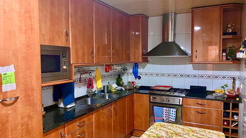 Foto 2832a27b-7111-41c9-a88b-117fbd4ffe6e. Piso fantastica terraza de 55 metros!!! en Centre Santa Coloma de Gramenet