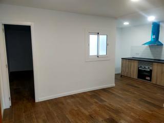 Dachwohnung  Carrer de sevilla. ?? piso totalmente reformado con amplia terraza privativa en bad