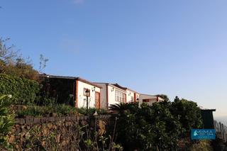 Casa a Barrio la rosa. C113 oportunidad para inversores! finca con 4 casitas, huertas y
