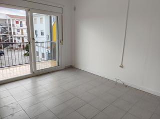 Alquiler Piso en Bellvei. Ideal para 1 o 2 personas màximo. oportunidad!