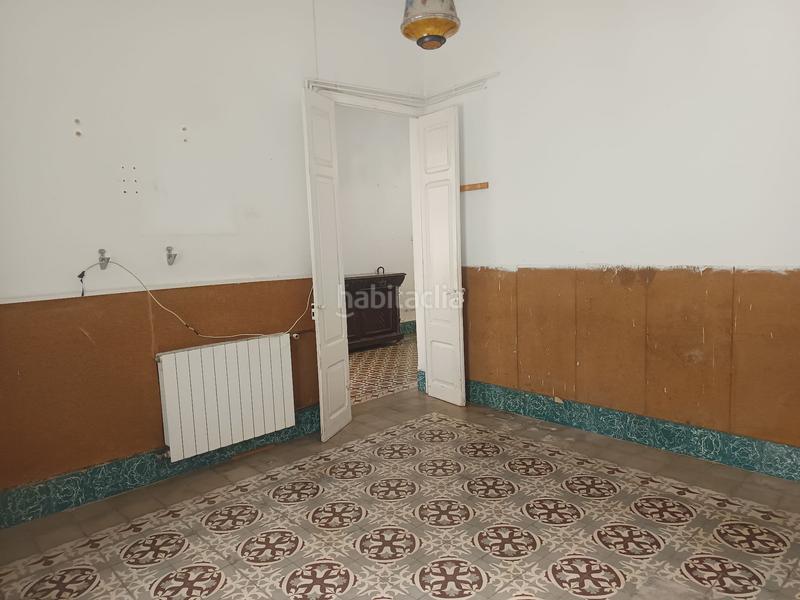 Foto 1817821f-21d5-459c-b08a-3db568779824. Casa amb calefacció a Centre Vendrell (El)