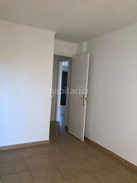 Foto fbfcee26-e1a6-4b74-8451-f28fe893f27d. Alquiler piso  muy luminoso a un paso de la playa en Calafell