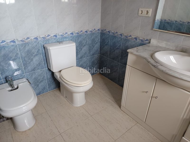 Foto 784c2b23-53fb-424c-81fa-b00eabbb57f0. Casa adossada amb aparcament a Calafell poble Calafell