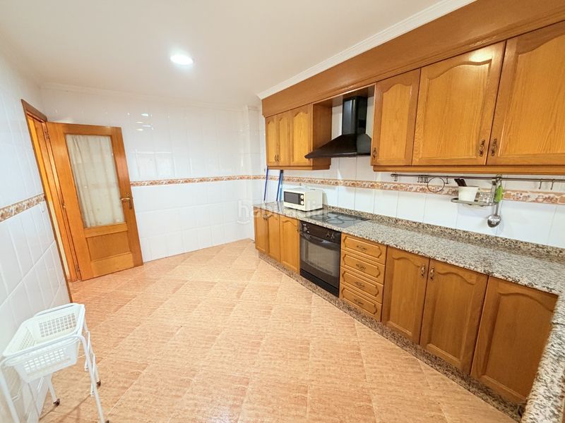 Foto 0de9577d-13b6-477e-8311-6528baf4b935. Casa adossada amb aparcament a Canals