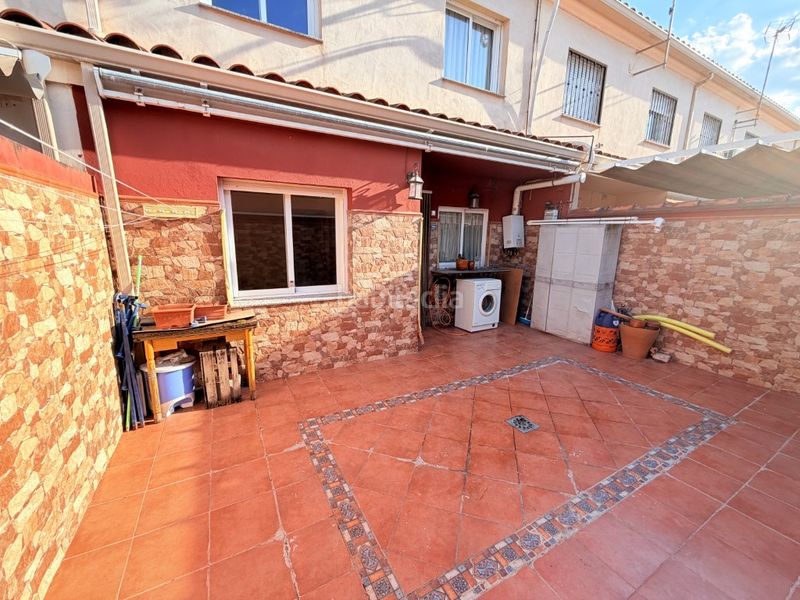 Foto 96b14e69-082a-4696-acd0-e9d74ad36235. Casa adossada amb aparcament a Canals