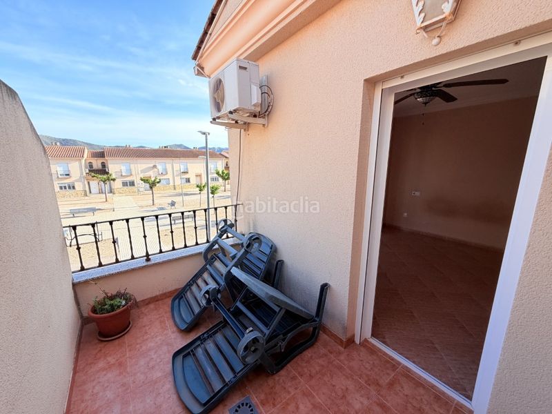 Foto ea89a290-4d42-43d7-a1a5-cee68198404f. Casa adossada amb aparcament a Canals