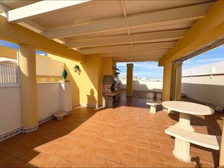 Dachwohnung in Playa de Gandía. Precioso ático con terraza dúplex en playa de gandia