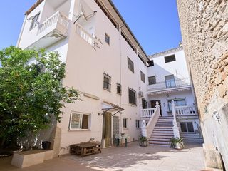 House in Canals. Preciosa casa en canals