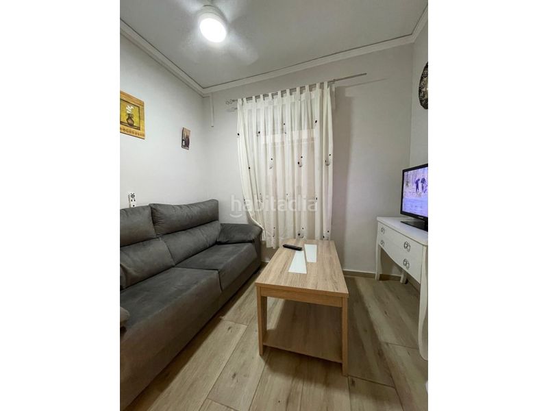 Foto 03a98ded-4fae-4bad-a7b3-ad192ba74f32. Planta baixa a Canals