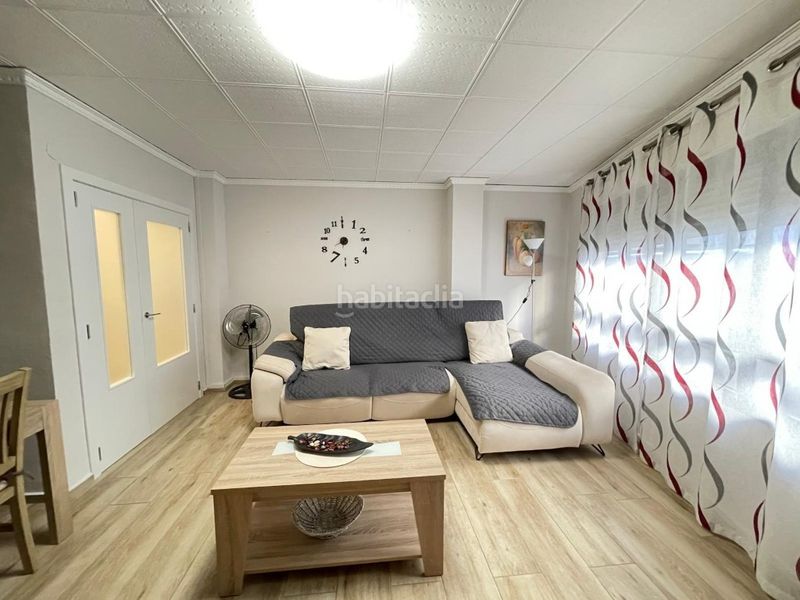 Foto a1ead977-9877-47f1-880c-689551a58d3c. Planta baixa a Canals