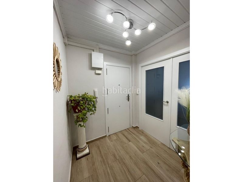 Foto f19f668a-2dd5-48d5-91ee-6b70d5304e10. Planta baixa a Canals