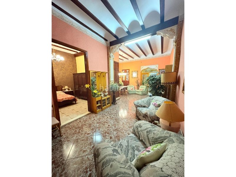 Foto 0fbf8a0a-48cf-40bf-bb48-c1bb00103ea6. Casa amb aparcament a Alberic