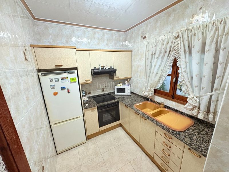 Foto 3eceae18-e64c-47cf-82b4-b08384a882b7. Casa amb aparcament a Alberic