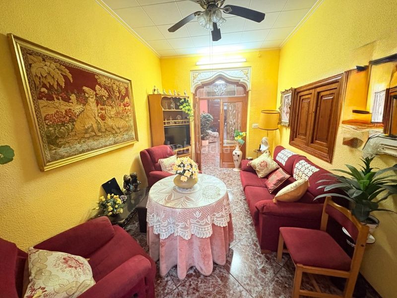 Foto 8da70749-8b2d-4416-a394-3b7be4e5d4cc. Casa amb aparcament a Alberic