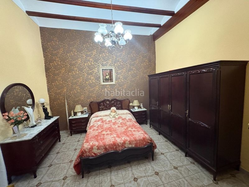 Foto a46f50b1-ac30-422d-b602-58e9df1fc3cf. Casa amb aparcament a Alberic