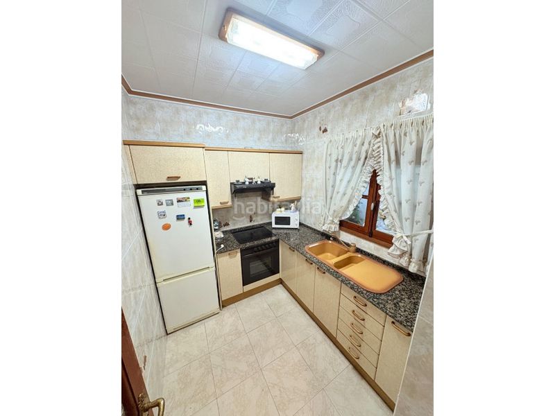 Foto c3586212-64a7-4617-8384-45a67cfae045. Casa amb aparcament a Alberic