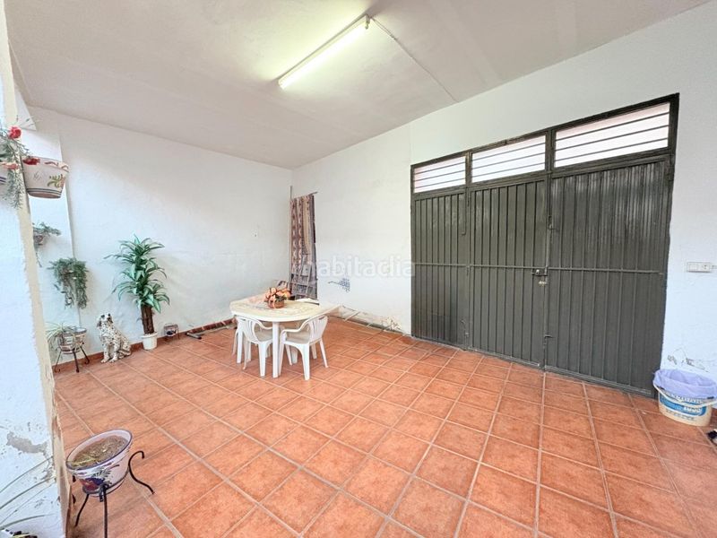 Foto e7d30972-5d86-420b-8822-ee0eefda9edf. Casa amb aparcament a Alberic