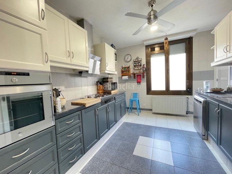 Foto 93942747-8c17-4b6f-82c4-3bcd58c6822a. Pis a Cocentaina