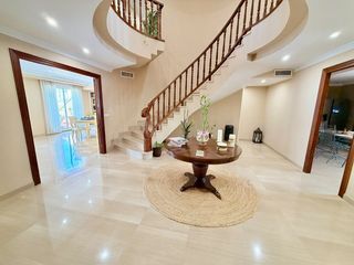 Casa  Plaza joaquim deusa. Exclusiva vivienda con ascensor