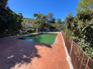 Casa en Urbanitzacions i Pedanies Nord. Casa con piscina en el respirall de alzira