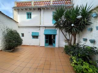 Casa a Lugar Nuevo de Fenollet. Casa de pueblo en llocnou den fenollet