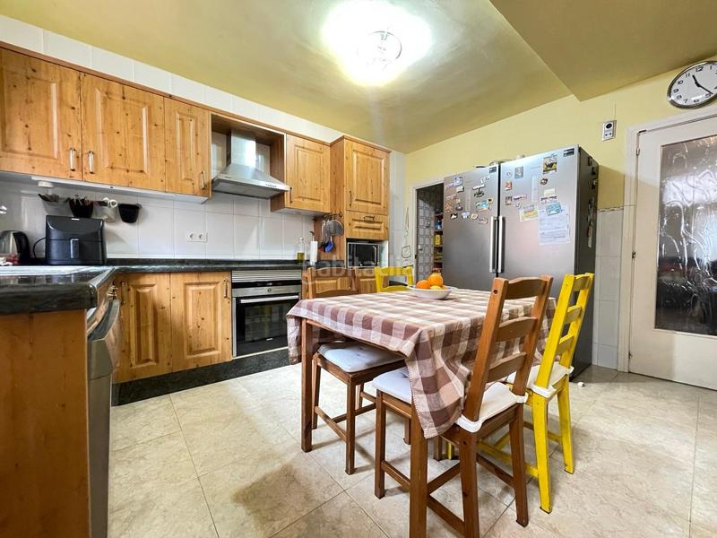 Foto 34397026-8368-4521-af60-b74d27a99c3f. Casa adosada tu hogar ideal te espera ! en Cocentaina