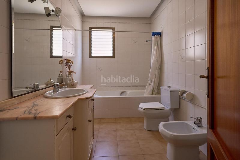 Foto aa98f3de-de39-43b0-a191-ae48be7f9afb. Casa in Canals