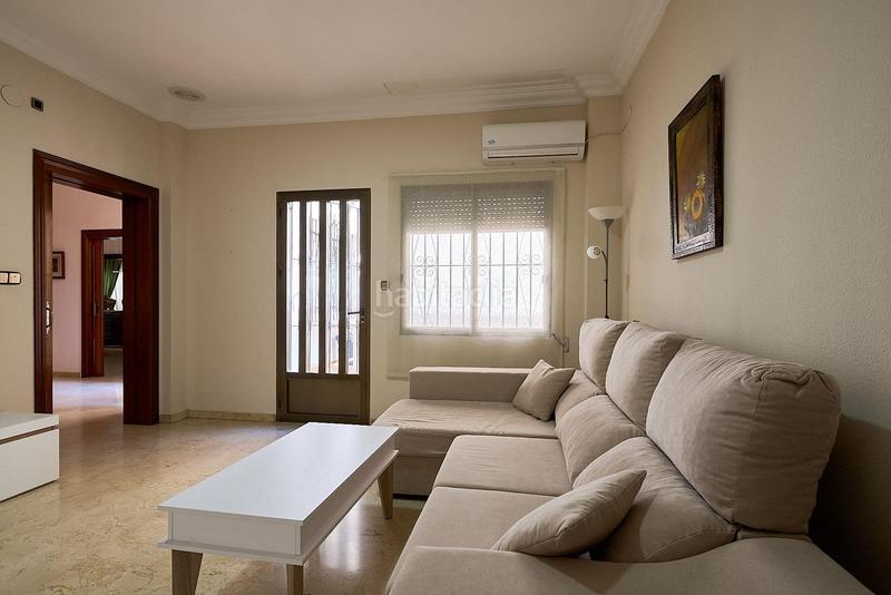 Foto e93ed8d5-65f8-4b19-9c96-4eee4db3a60a. Casa in Canals