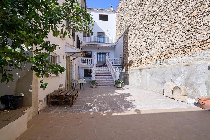 Foto f1bc0514-58ad-46a5-82fb-f98c7bd68dbc. Casa in Canals