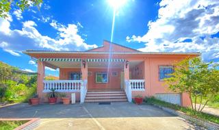 Xalet a Canals. Espectacular chalet con piscina privada y gran parcela en partid