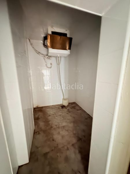 Foto fa4af406-5093-438e-aec9-91d56bf3f8d5. Local comercial a Alcúdia de Crespins (l´)