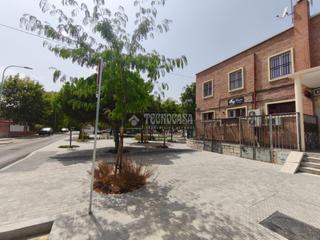 Location Local commercial à Rejas. Local comercial en alquiler en madrid