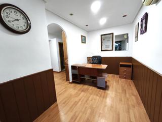 Location Local commercial à Rejas. Local comercial en alquiler en madrid