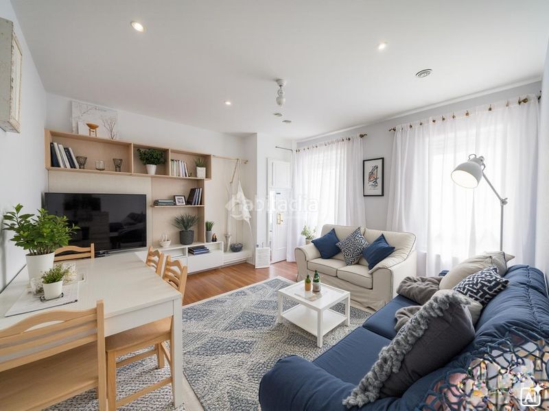 Foto d0e8de1d-6d94-43bb-993b-334004575135. Piso  en venta en Rejas Madrid