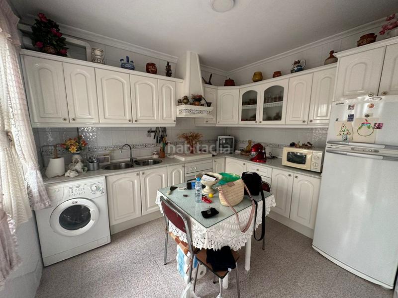 Foto 5c52b704-b4cc-417d-a0f9-4db045ae4897. Casa con parcheggio in Lora del Río