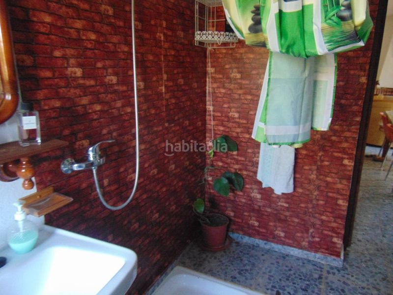 Foto edd8856a-bdbc-4aab-95b9-375bb68ed806. Masía en Lora del Río