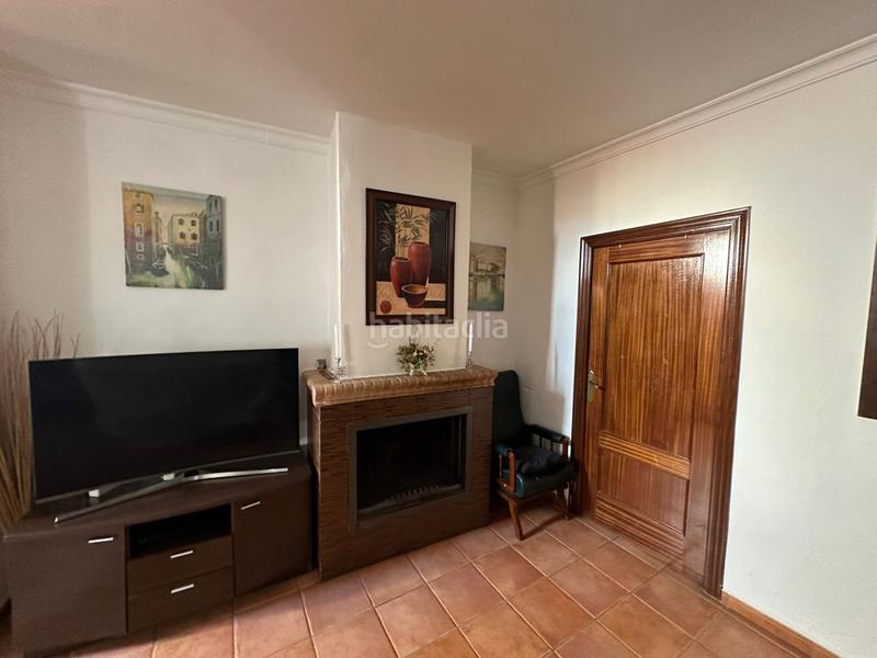 Foto 27b66a45-20e2-40c4-8951-0acedcfa39d2. Casa con riscaldamento parcheggio in Lora del Río