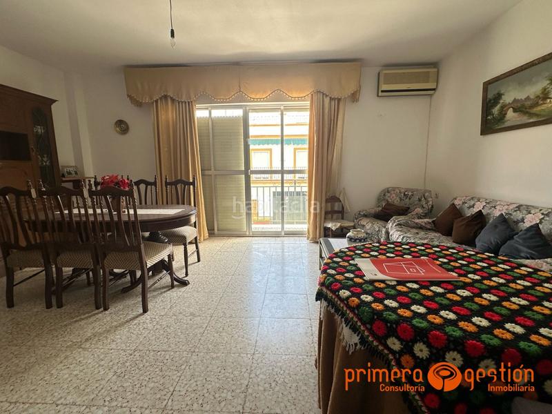 Foto 918ff999-f5e8-4bd8-86d6-2b383a4e7d9e. Casa con riscaldamento parcheggio in Lora del Río