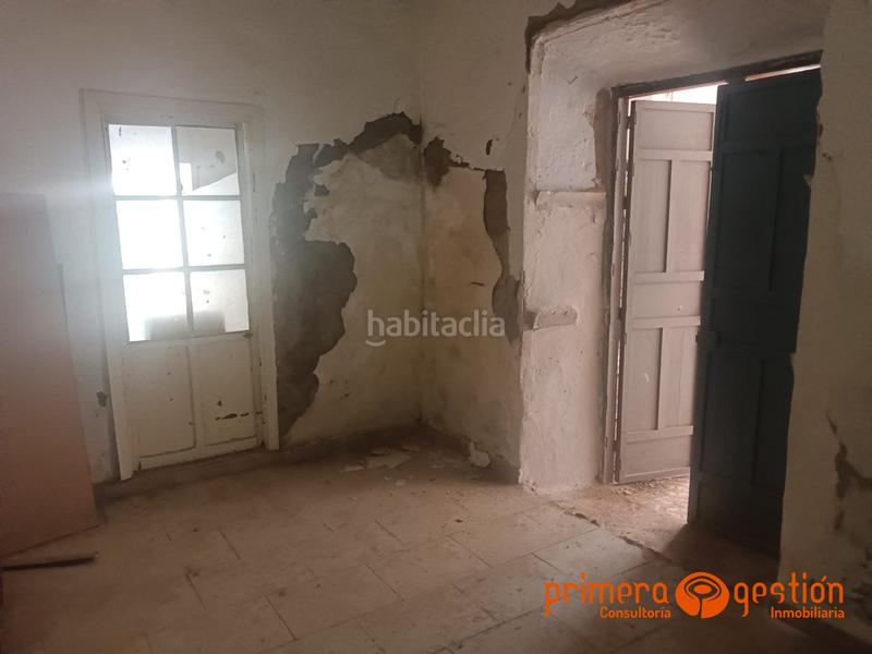 Foto 858c4408-d422-4153-bb7b-49948aab3fd5. Casa con parcheggio in Carmona