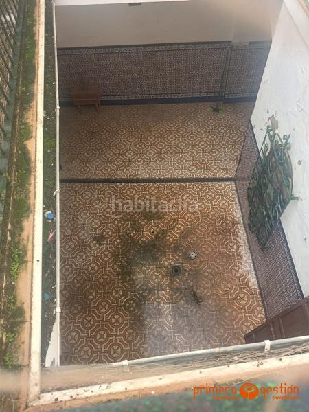 Foto a77b88b7-04d3-4d0d-872d-6386f0505c75. Casa con parcheggio in Carmona