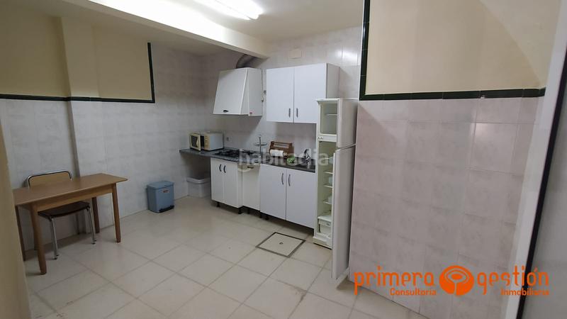 Foto bb43c94c-e0dd-4720-a32d-526de46a5426. Casa con parcheggio in Carmona