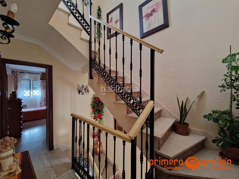 Foto d027667f-9339-44fc-ac59-f6386510ec89. Casa con riscaldamento parcheggio in Lora del Río