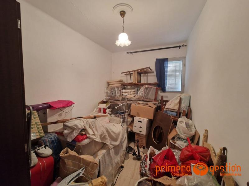 Foto d664fd35-232a-4164-97bd-29cf0ce9c512. Piso  en planta baja en lora del rio, consta de 62 metros cuadrados distribuidos en amplio salón, dos habitaciones, baño y cocina c en Lora del Río