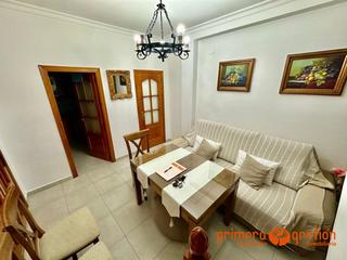 Dúplex en Lora del Río. Dúplex en la zona de la huertecilla con 83 metros cuadrados.disp