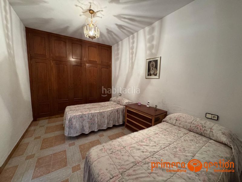 Foto ca90740e-f529-470f-aa0d-4b477ae447b8. Casa amb aparcament a Carmona
