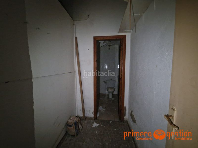 Foto 74f3aa46-6e84-4d5a-ad70-8377761915b0. Local comercial a Lora del Río