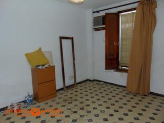 Casa a Lora del Río. Casa para reformar en zona de la huertecilla