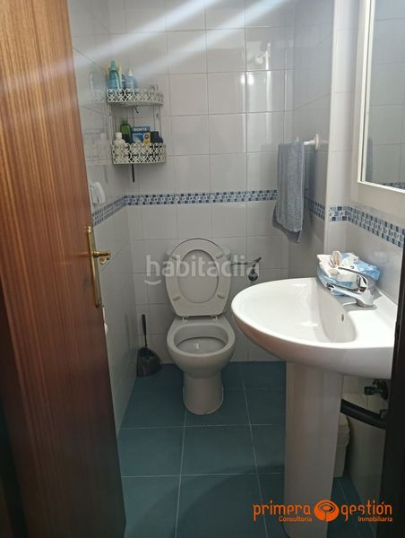 Foto cc7acbb5-535e-44d9-99f7-a3d54c7ba0b9. Casa amb aparcament a Lora del Río