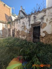 Casa en Carmona. Casa para rehabilitar en el casco antiguo de carmona.una oportun